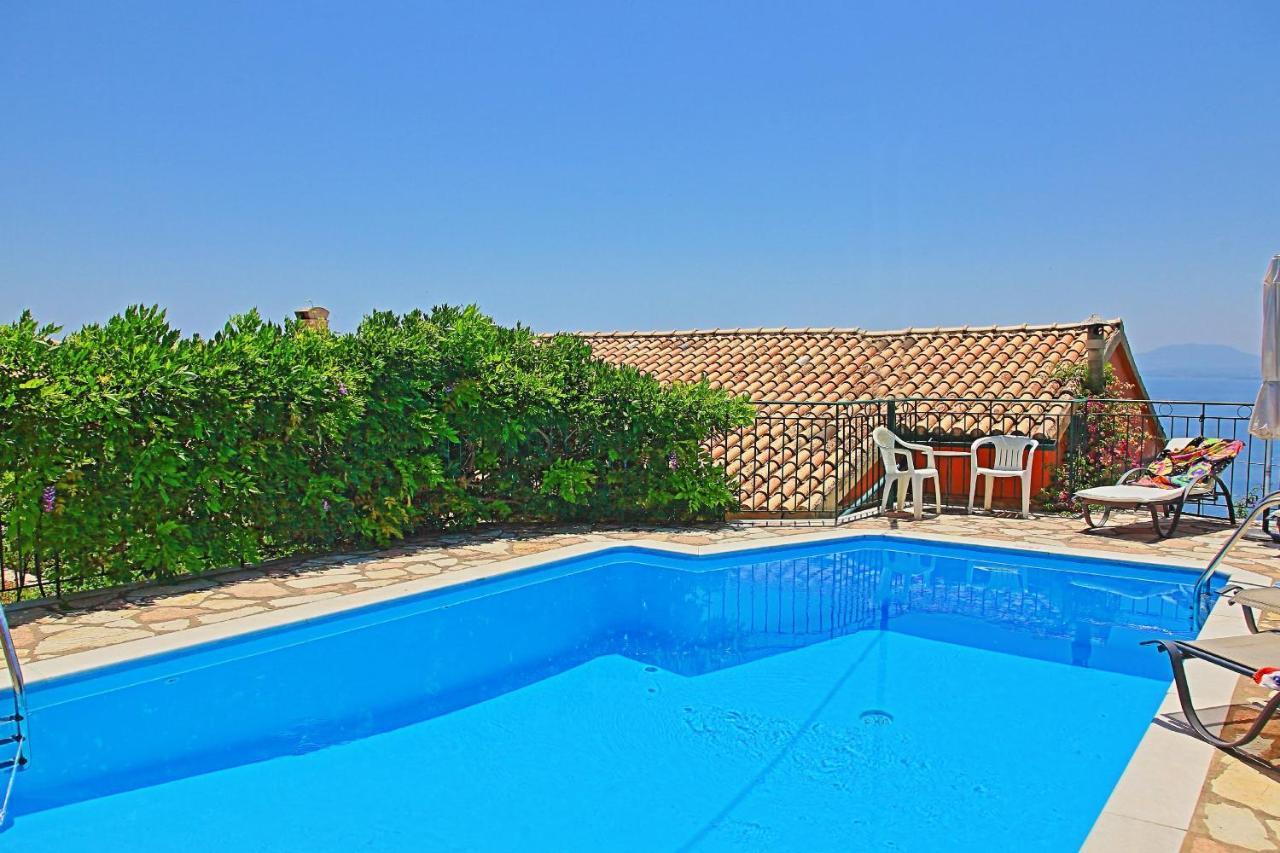 Seaview Calypso Villa Nisaki  Luaran gambar